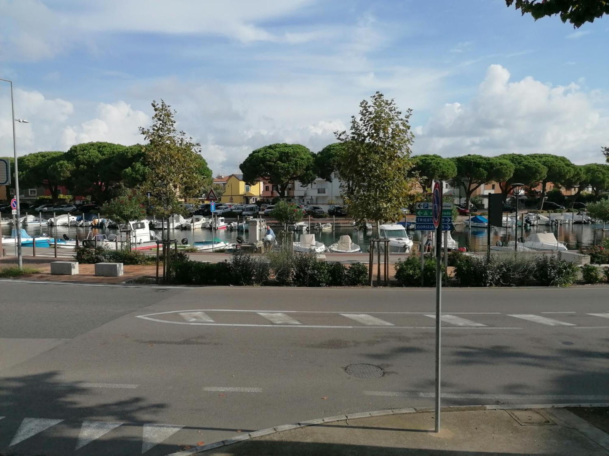 Residence Aprilia Grado Buitenkant foto