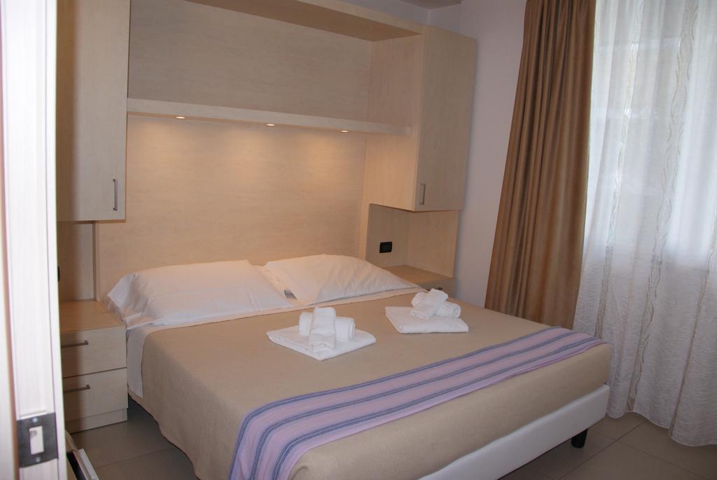 Residence Aprilia Grado Buitenkant foto