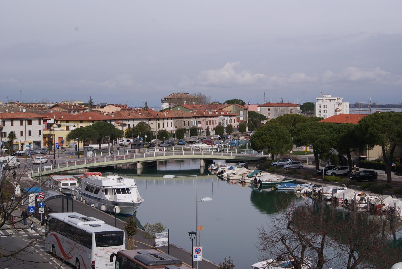 Residence Aprilia Grado Buitenkant foto
