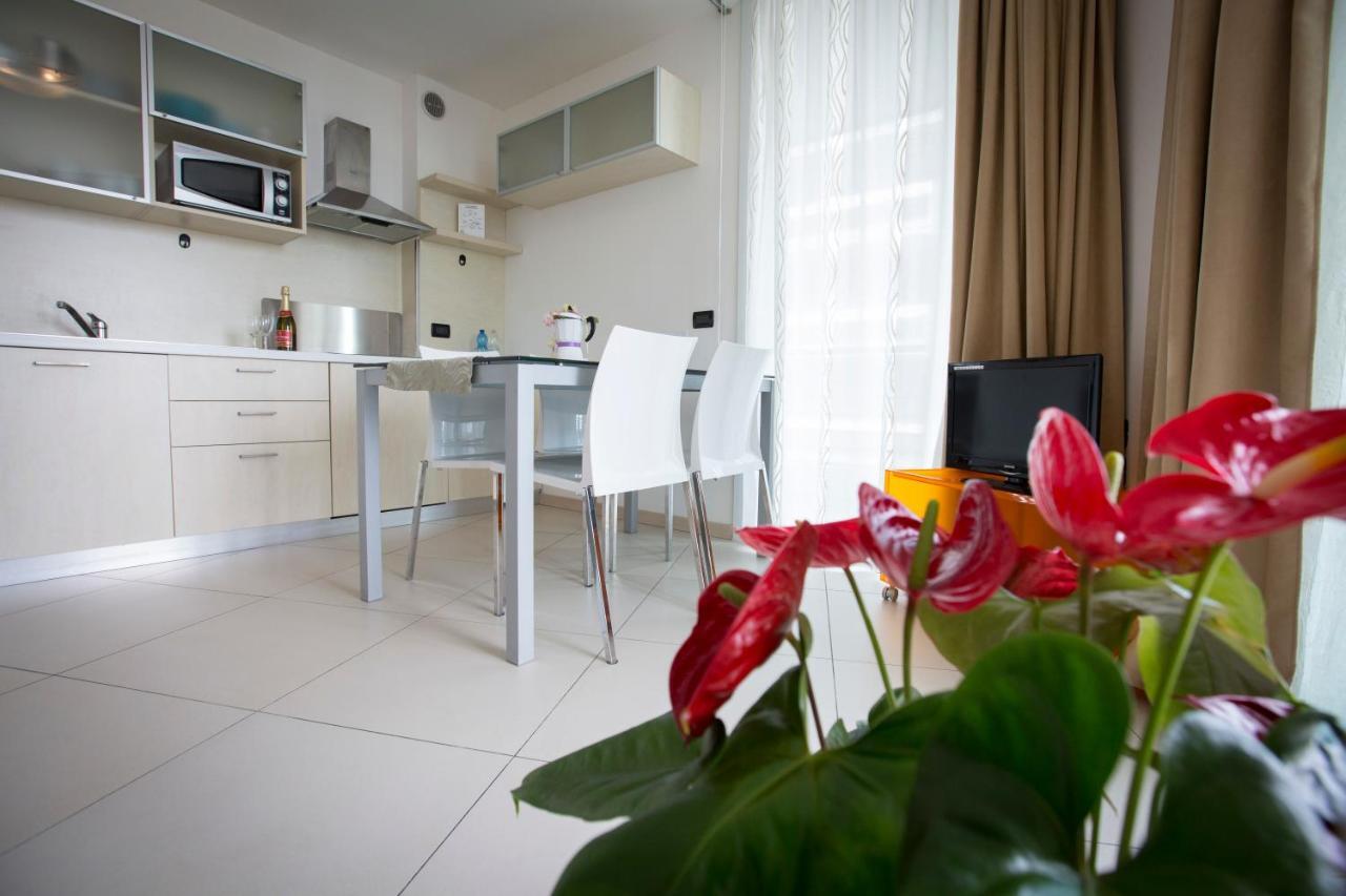 Residence Aprilia Grado Buitenkant foto